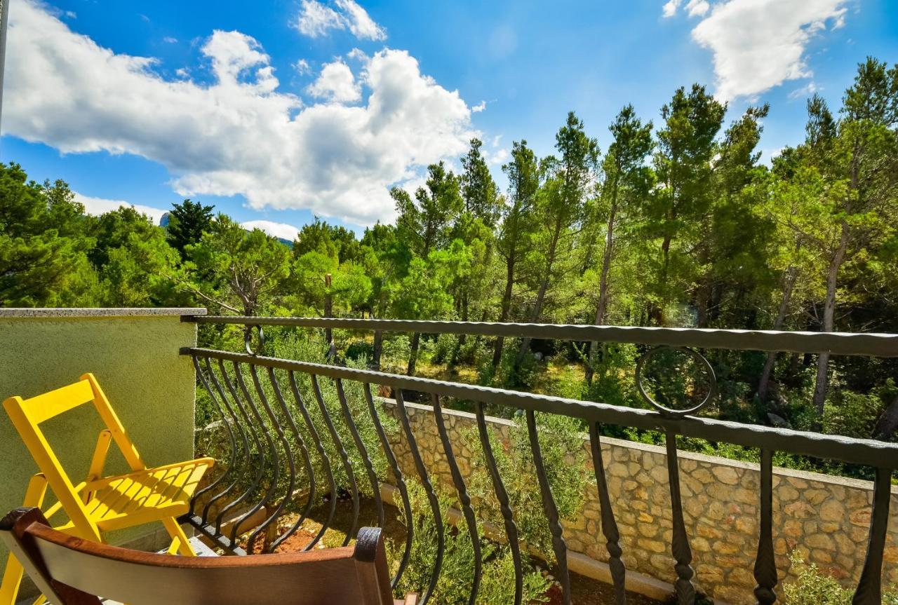 Ferienwohnung In Olive Garden Starigrad Paklenica Exterior foto
